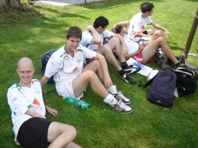 Puyol, Repy, Vilík, Otík a Oldík odpočívajíc po náročném turnaji v Letinech (červenec 2008)